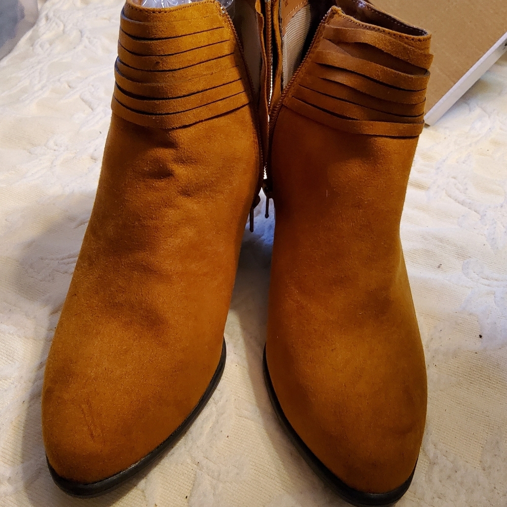 BAMBOO Cognac Ux Suee Ankle Boots